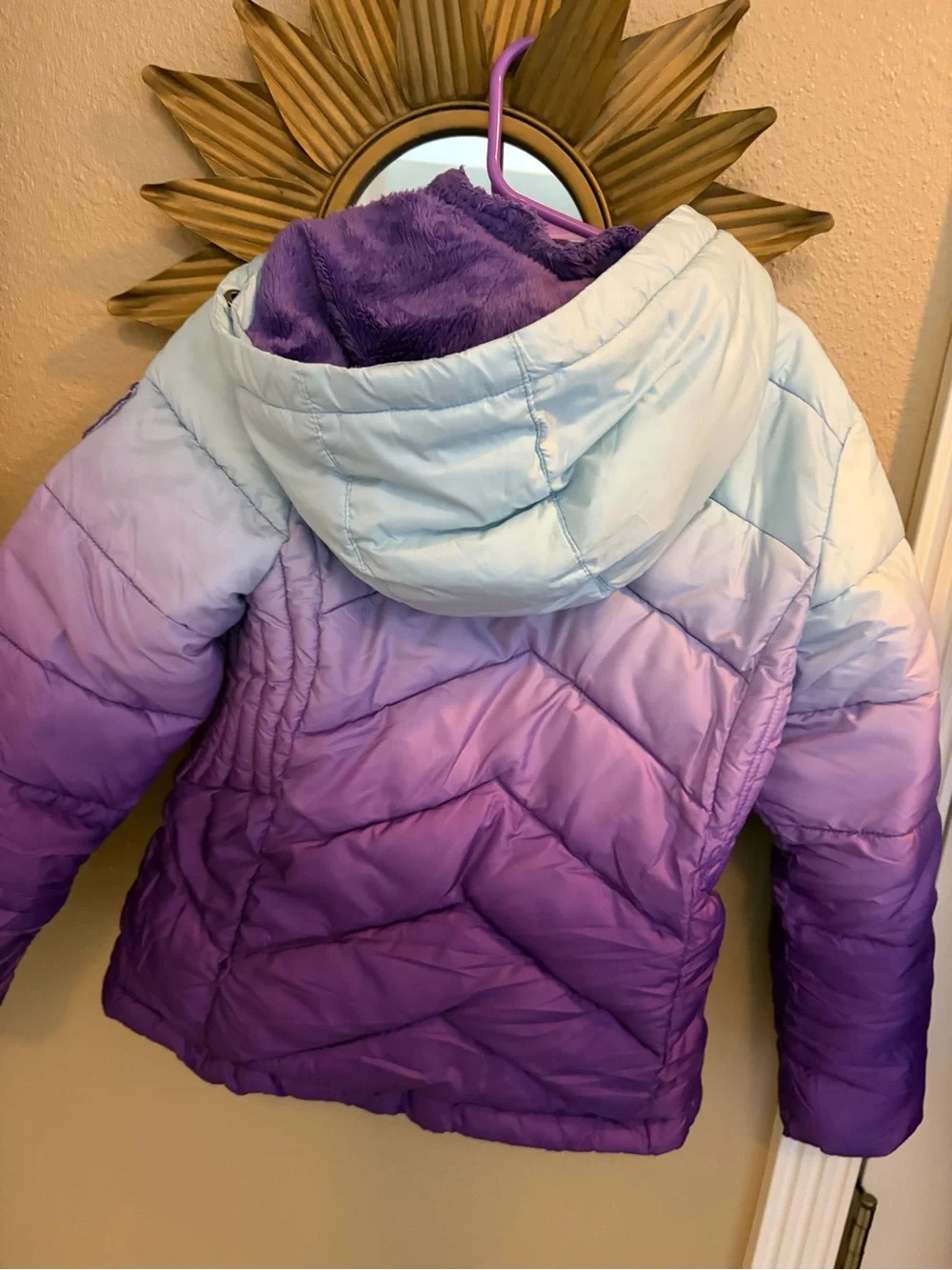 Snozu Girls Purple and Blue Ombrea Winter Puffer Ski Coat size 5 New Condition!